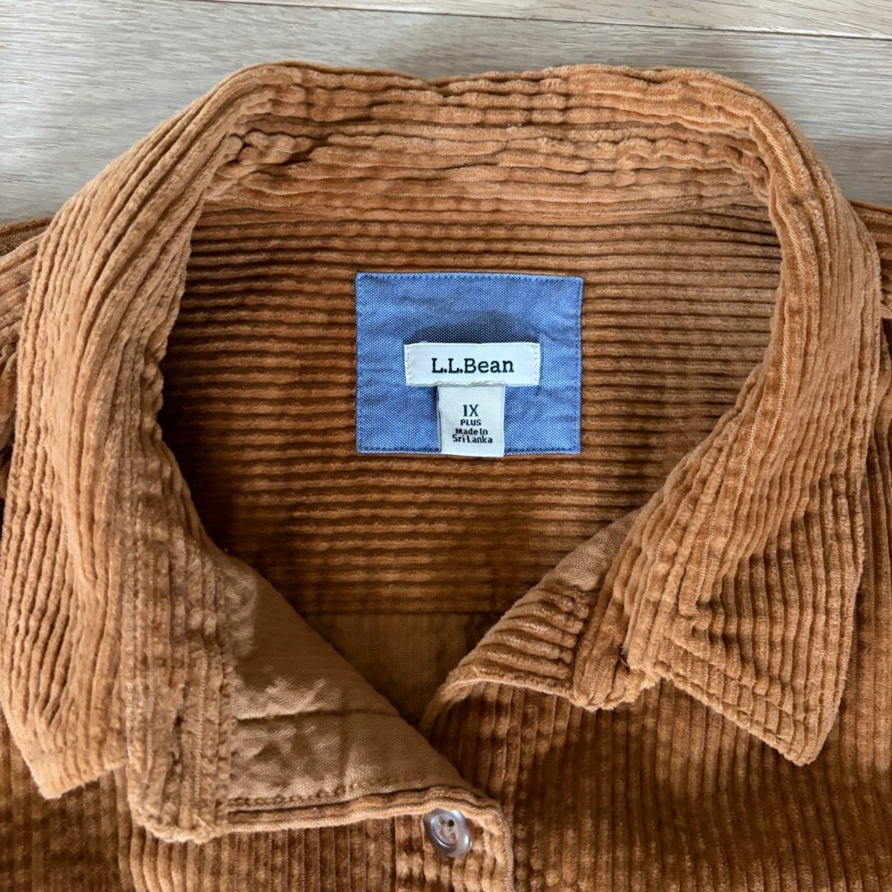 LL Bean Comfort Corduroy Relaxed Shirt Cozy Saddle 100% Cotton Brown - Size 1X - Picture 3 of 7